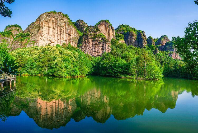 Longhu Mountain Danxia landscape mural, ideal for indoor and outdoor spaces.