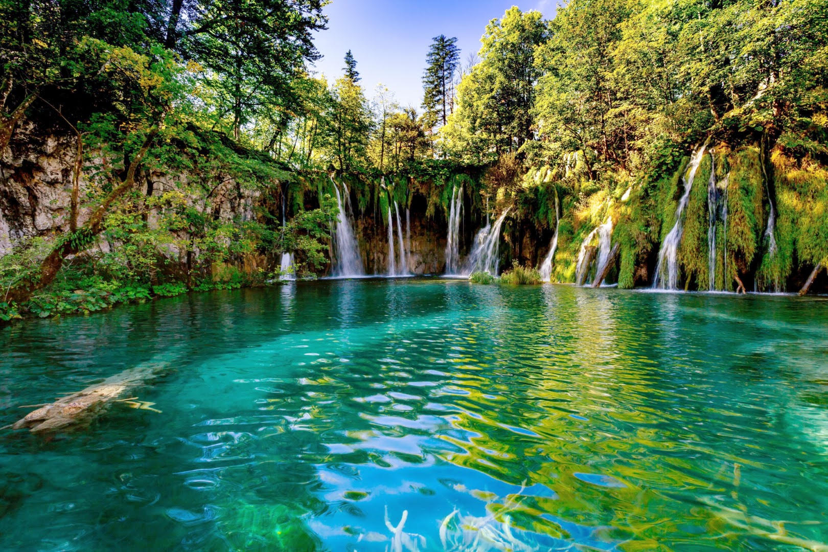 WATERFALLS – Wall Sensations Online Murals
