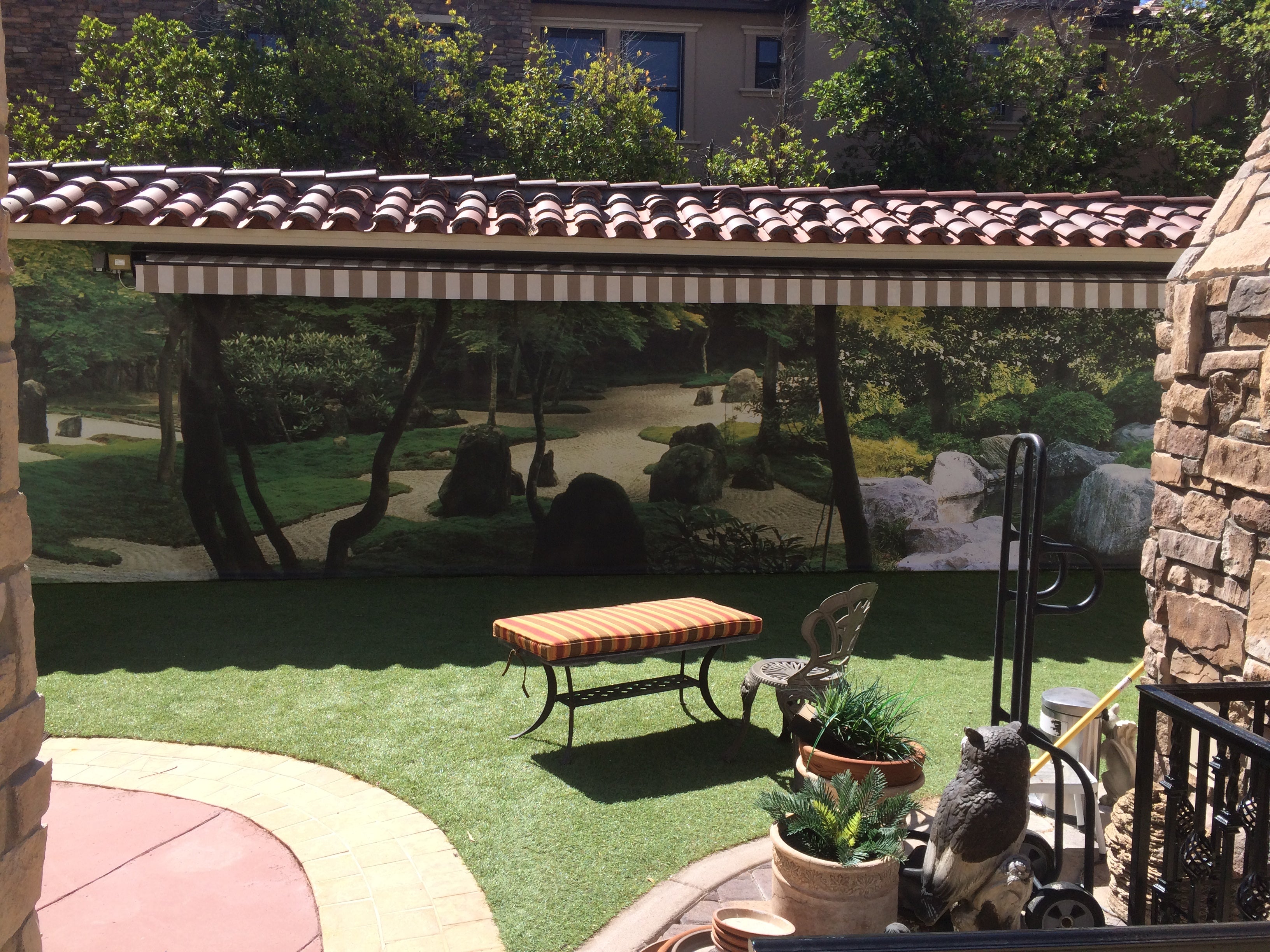 9586 - Serene Garden Stones, Square